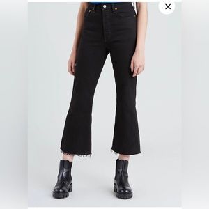 Levi’s Ribcage Cropped Flare Jeans